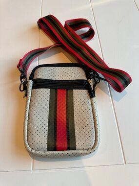 HAUTE SHORE Crossbody Phone Pouch - Cream with Red & Green Stripe